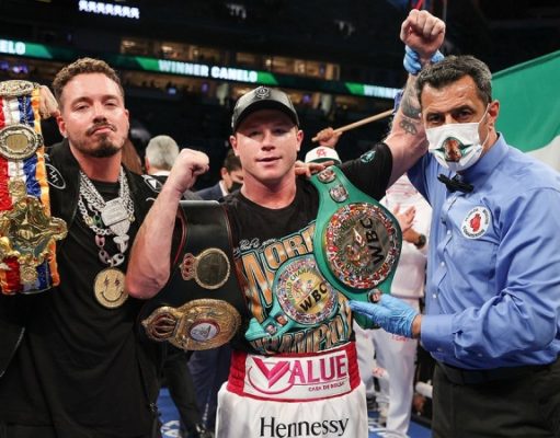 Сауль Альварес за 3 раунда победил Авни Йылдырыма и сохранил титулы WBC и WBA: видео