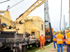 »Большая стройка» электрифицирует важный участок железной дороги на границе с ЕС