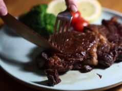 Из закаленной древесины научились создавать лезвия и гвозди прочнее стальных