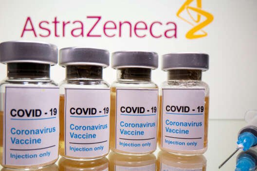 
            В Украине уничтожат просроченные 400 тысяч доз вакцины AstraZeneca        