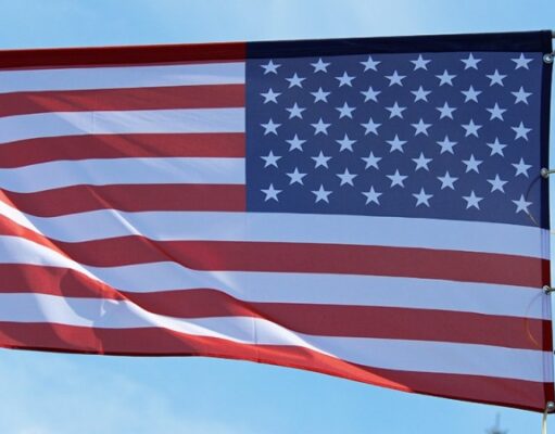 Посольство США вновь призвало американцев покинуть Украину