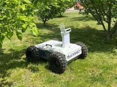 В России появился колесный робот для контроля за урожаем