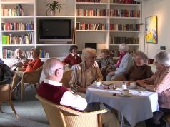 Дома престарелых: какие услуги предоставляются