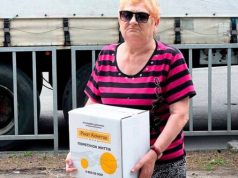 Переселенцы из Бахмута в Днепре получили гуманную помощь от Фонда Рината Ахметова