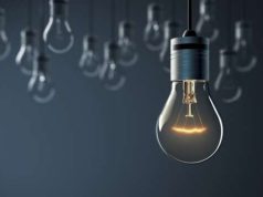 Блекаутов не избежать: опрос, как украинцы готовятся к отключениям света