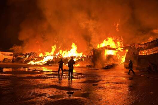 
            В Виннице начался масштабный пожар        