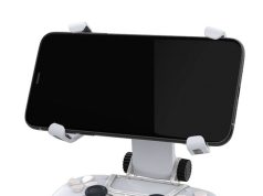 Універсальність і сумісність: вибір матеріалів і конструкції для забезпечення сумісності держателя з різними моделями смартфонів і геймпадів