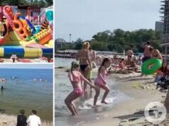Одесские пляжи заполнили туристы: цены на жилье низкие, а вот работников в ресторанах и гостиницах не хватает