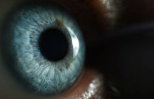 Ученые нашли способ перезапустить зрение у взрослых с синдромом «ленивого глаза»