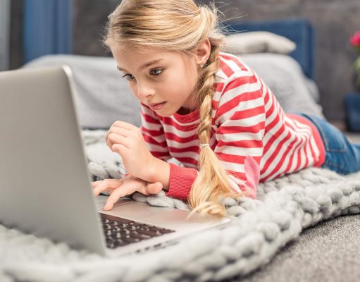 Планшеты вместо учебников: в США выросло первое поколение, которое в когнитивном плане слабее своих родителей